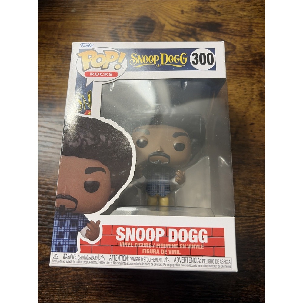 Funko Pop! Vinyl: Snoop Dogg #300 With Protector
